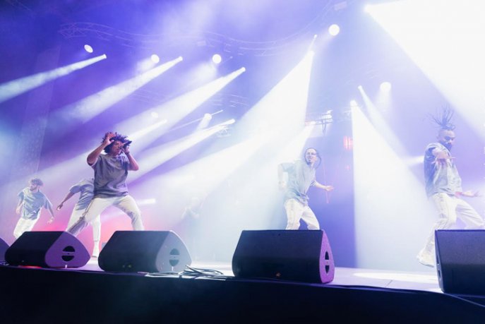 5437685854_d630fceaff_b-