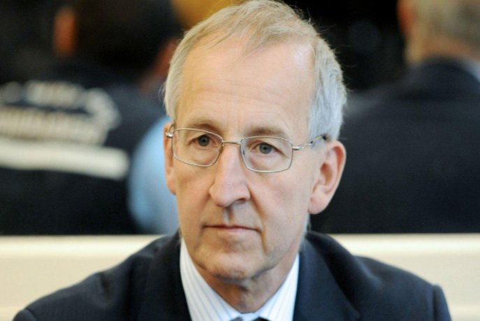 5437685854_d630fceaff_b-