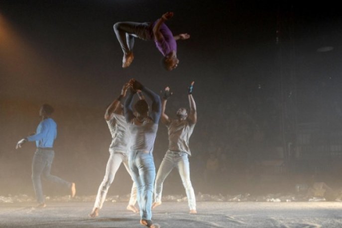 5437685854_d630fceaff_b-