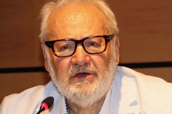 5437685854_d630fceaff_b-