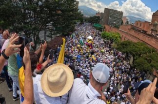 colombie-:-moins-de-deux-mois-apres-son-investiture,-petro-confronte-a-une-vague-de-protestations